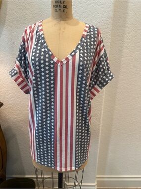 BiBi Patriotic Red White & Blue V-Neck Star Stripe Tee